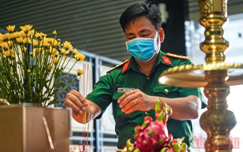 20h tối nay, tổ chức Lễ tưởng niệm đồng bào tử vong và cán bộ, chiến sĩ hy sinh trong dịch COVID-19