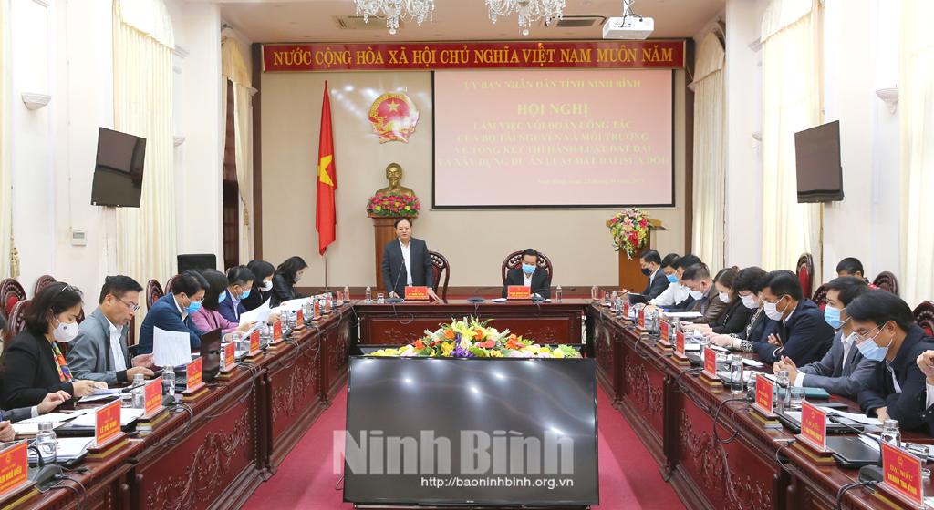 UBND tỉnh làm việc với đoàn công tác của Bộ Tài nguyên và Môi trường về tổng kết thi hành Luật Đất đai và xây dựng dự án Luật Đất đai (sửa đổi)