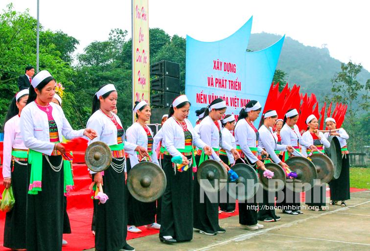 Quan tâm xây dựng văn hóa, con người Ninh Bình đáp ứng yêu cầu hội nhập và phát triển bền vững