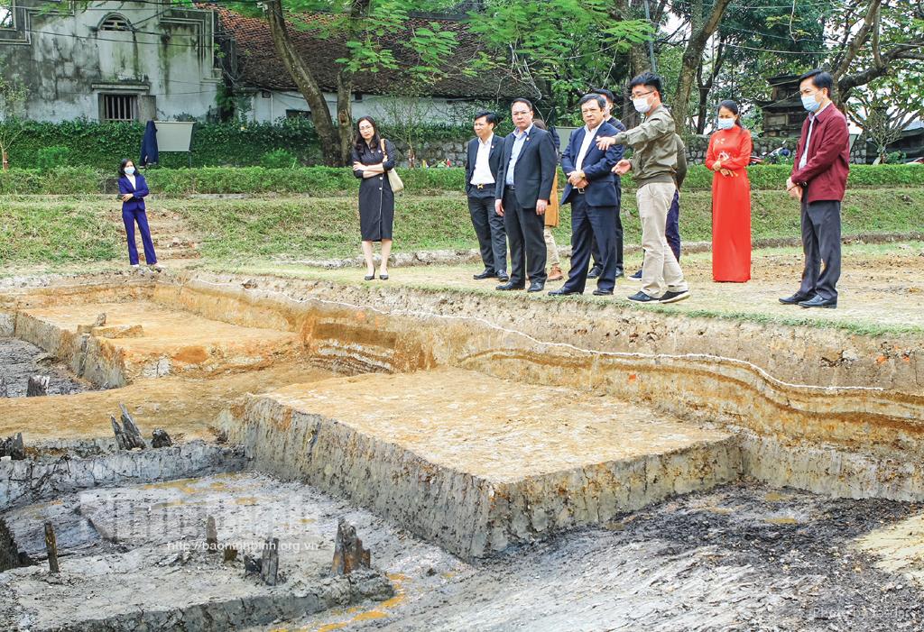 Khảo cổ học: Đánh thức giá trị di sản Cố đô Hoa Lư