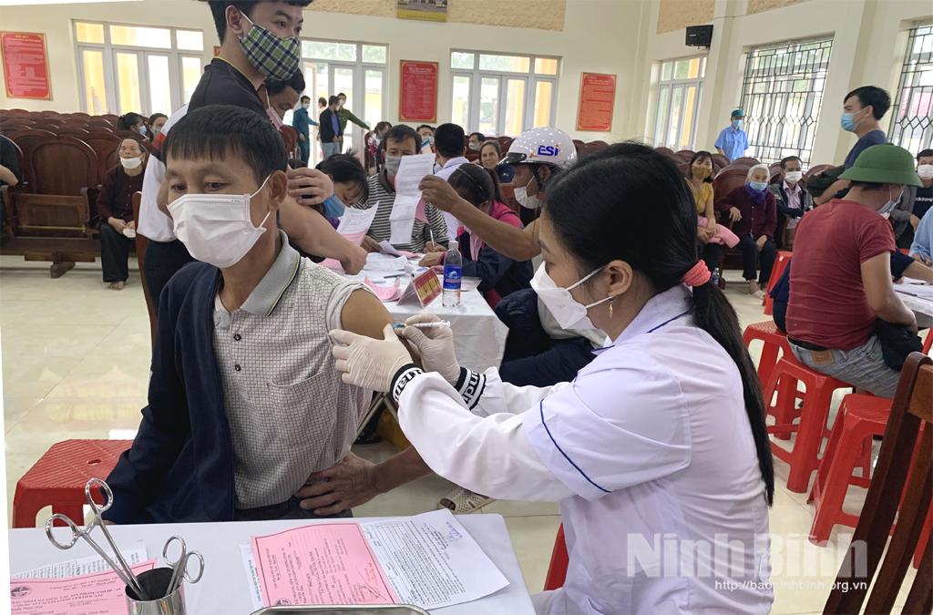 Ninh Bình gia tăng ca mắc COVID-19 trong các cơ sở cách ly tập trung