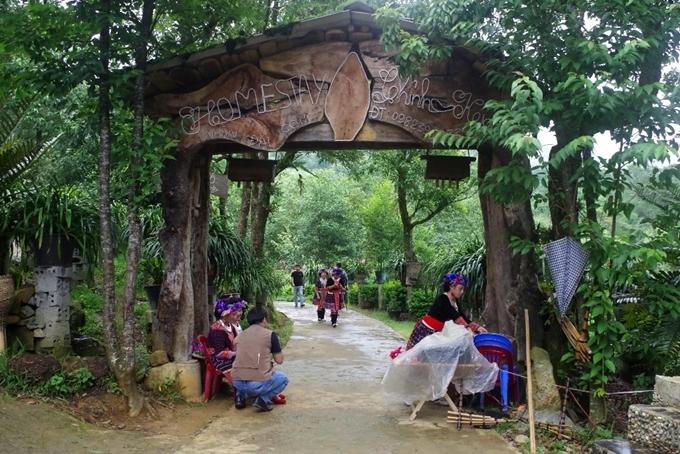 Chuyển đổi số để phát triển du lịch nông thôn