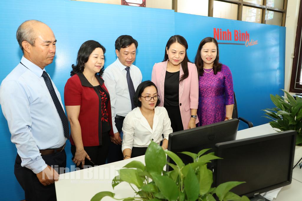 Tập trung phát triển Báo Ninh Bình điện tử đáp ứng yêu cầu trong thời kỳ mới