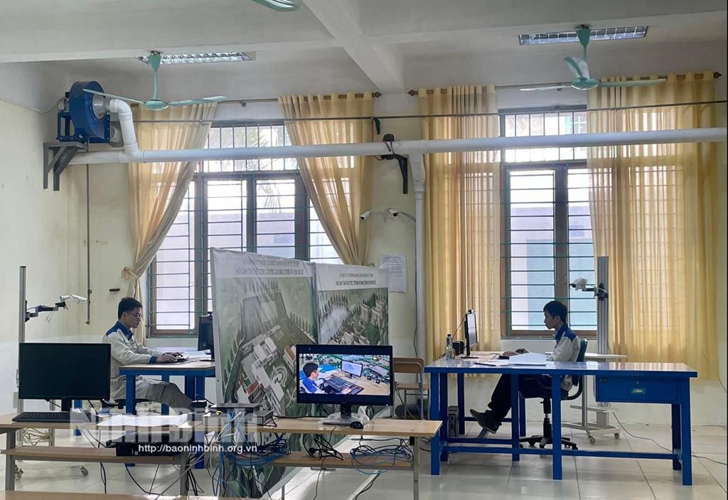 Nguyễn Hoàng Long và giải Bạc kỳ thi tay nghề quốc gia