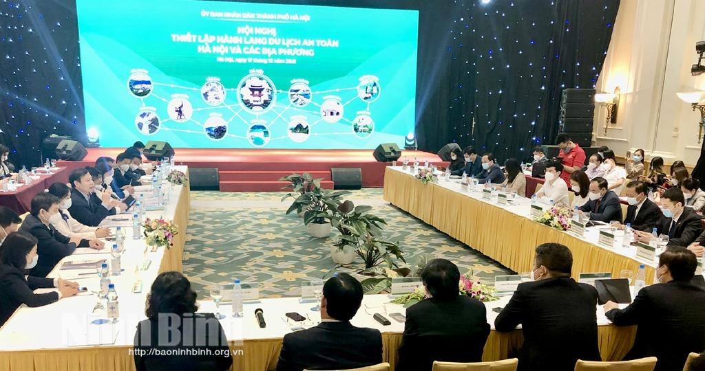 Ninh Bình tham dự "Thiết lập hành lang Du lịch An toàn Hà Nội và các địa phương"