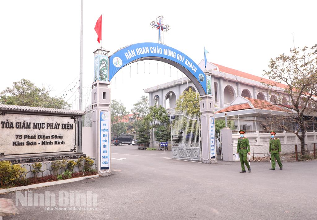 Công an huyện Kim Sơn đảm bảo an toàn lễ Noel 2021