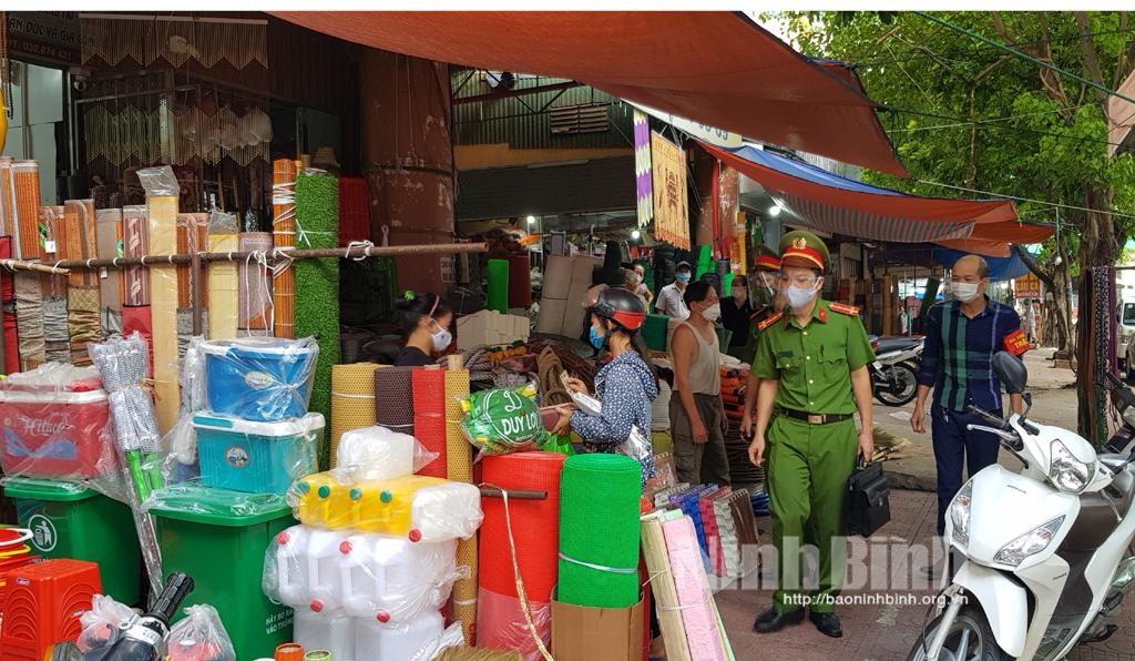 Chống buôn lậu, gian lận thương mại và hàng giả dịp Tết Nguyên đán Nhâm Dần 2022
