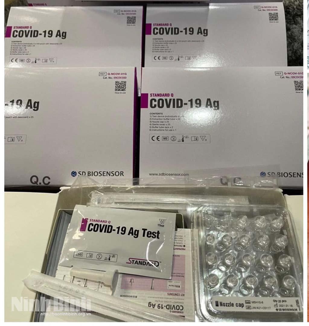 Sản phẩm que test COVID-19 tại nhà đắt khách