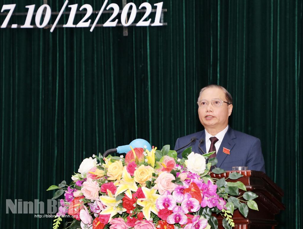"Với tinh thần đoàn kết, trách nhiệm, tích cực, đổi mới, chủ động lường đón khó khăn, HĐND tỉnh sẽ đề ra nhiều giải pháp để góp phần thực hiện thắng lợi nhiệm vụ phát triển kinh tế-xã hội năm 2022"(*)