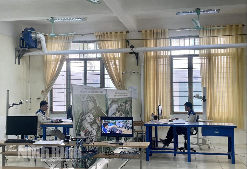 Đẩy mạnh chuyển đổi số trong giáo dục nghề nghiệp