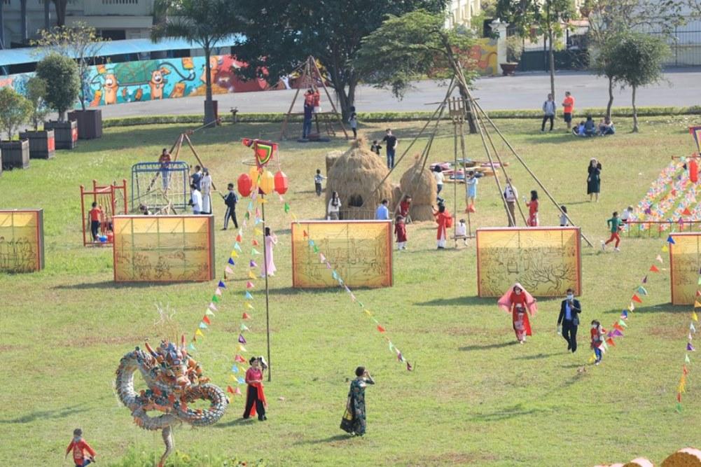 Cảm nhận không khí Tết Việt xưa tại Hoàng Thành Thăng Long
