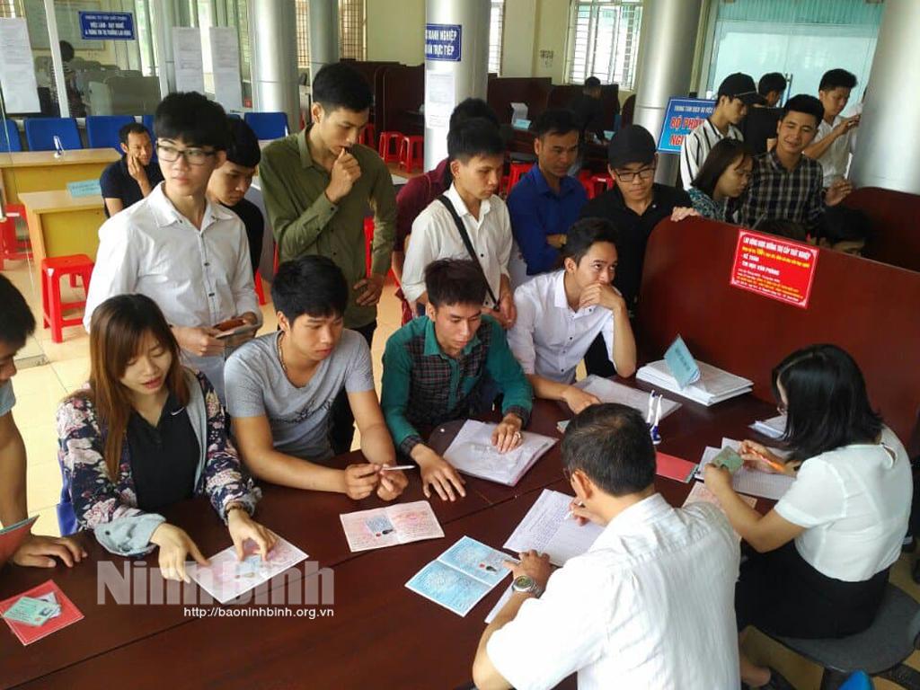 Thu hút lao động vào thị trường nội địa