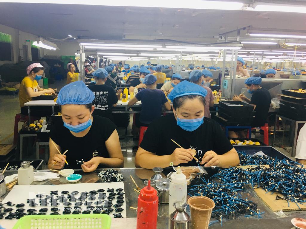 Factory workers ready to resume work after Tet