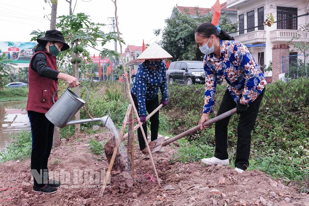 Các cấp Hội Phụ nữ chung sức xây dựng các tuyến đường xanh, sạch, đẹp