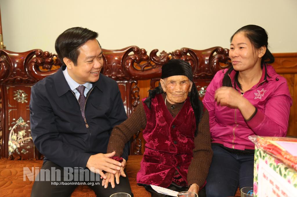 Nho Quan: Mang "mùa xuân" đến với mọi nhà