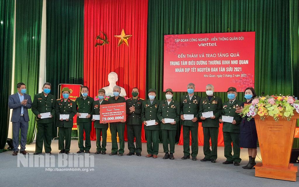 Viettel Ninh Bình tặng quà tết nguyên đán Tân Sửu