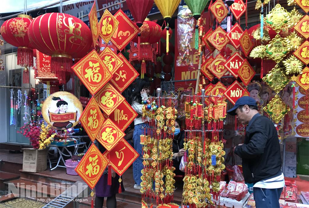 Đa dạng các sản phẩm trang trí dịp Tết