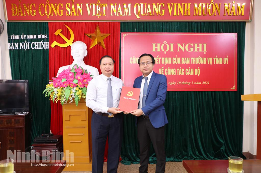 Công bố quyết định của Ban Thường vụ Tỉnh ủy điều động, bổ nhiệm Phó trưởng Ban Nội chính Tỉnh ủy