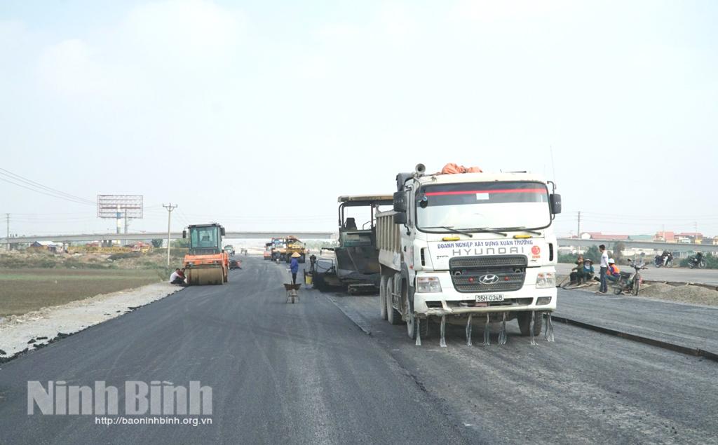 Gấp rút hoàn thành dự án cao tốc đoạn Cao Bồ - Mai Sơn