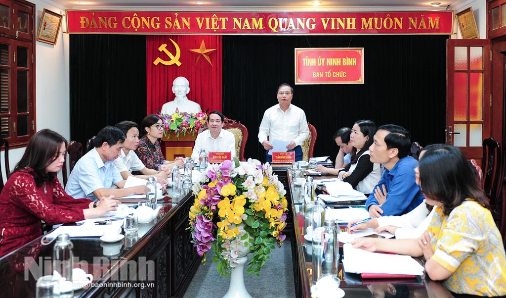 Ban Tổ chức Trung ương lấy ý kiến về một số chính sách đối với cán bộ