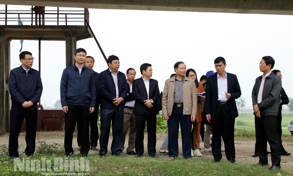 Các đồng chí lãnh đạo tỉnh kiểm tra công tác phòng, chống thiên tai năm 2021