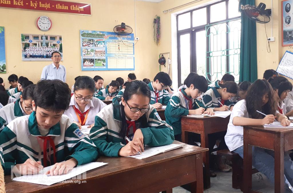 Nghị lực vượt khó của cô học trò đạt giải nhất môn Lịch sử cấp tỉnh