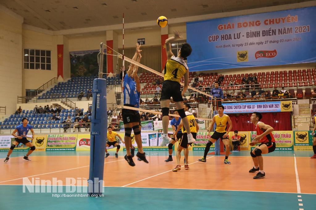 Đội bóng chuyền nam Tràng An Ninh Bình dẫn đầu bảng B tại Giải Bóng chuyền Cúp Hoa Lư-Bình Điền năm 2021