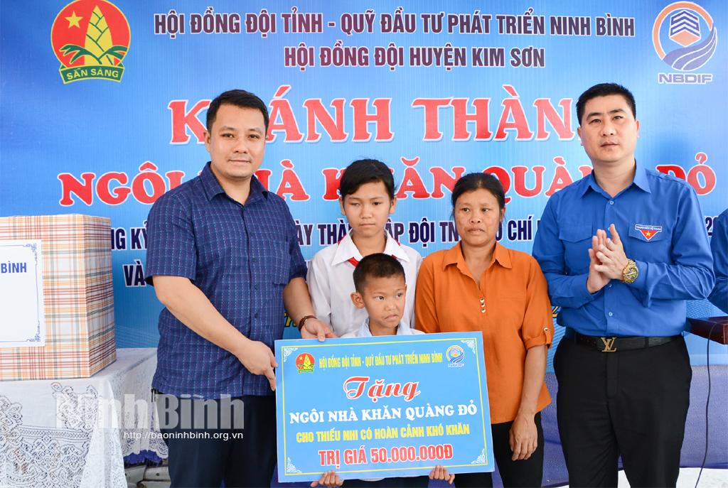 Tự hào về truyền thống, tuổi trẻ Ninh Bình không ngừng rèn luyện, phấn đấu, sống có trách nhiệm và cống hiến hết mình cho Tổ quốc