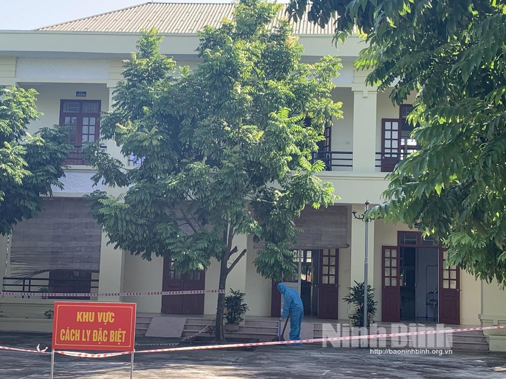 Ninh Bình: 5 trường hợp F1 đi cùng chuyến bay VJ458 đã có kết quả xét nghiệm âm tính lần 1