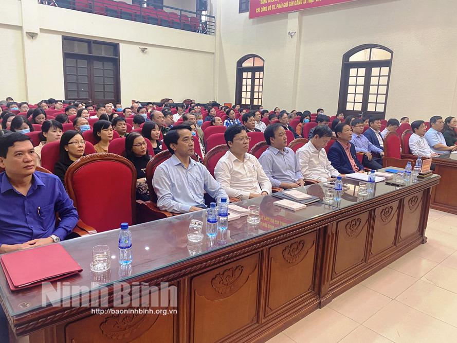 Học tập Nghị quyết Đại hội đại biểu toàn quốc lần thứ XIII của Đảng tại thành phố Ninh Bình