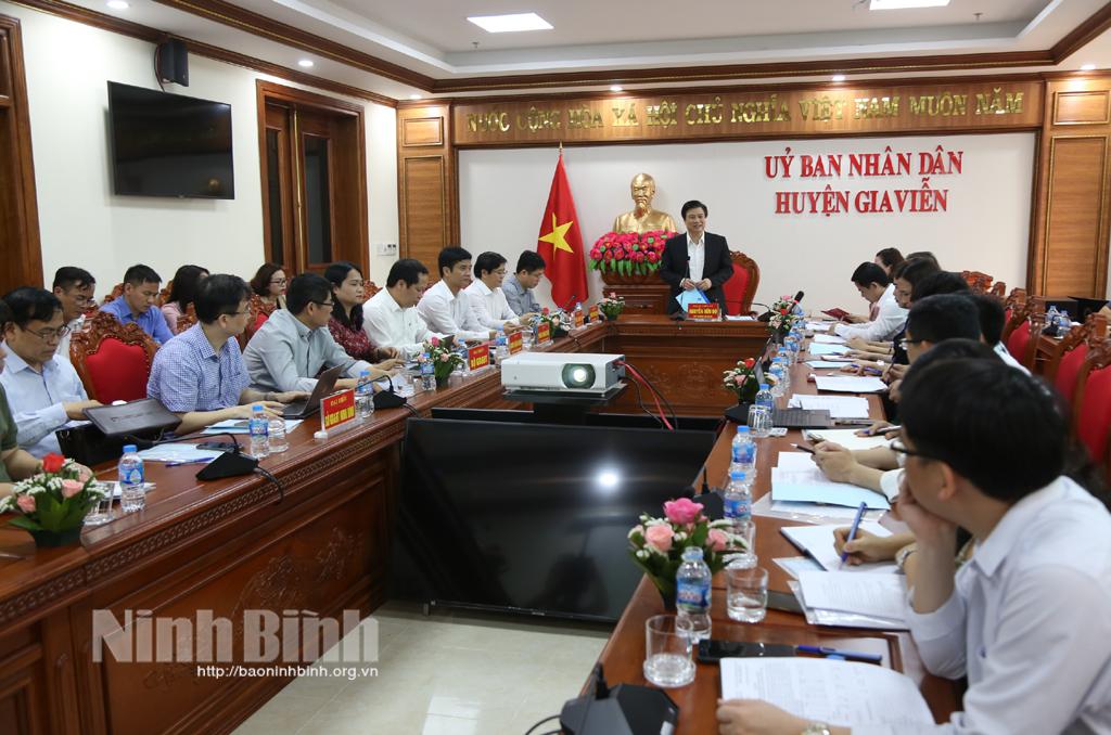 Kiểm tra tình hình triển khai Chương trình, sách giáo khoa giáo dục phổ thông 2018 tại huyện Gia Viễn