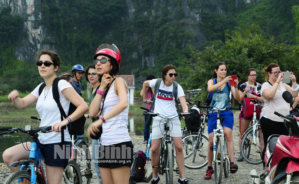 Thể lệ Cuộc thi báo chí về đề tài Du lịch tỉnh Ninh Bình năm 2021