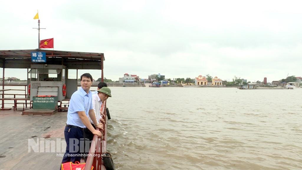 Đồng chí Phó Chủ tịch UBND tỉnh kiểm tra công tác đảm bảo TTATGT đường thủy trước mùa mưa bão tại các bến đò, phà chở khách ngang sông