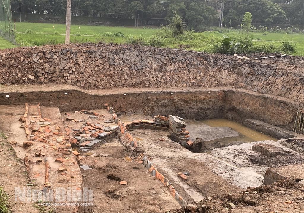Khai quật khảo cổ tại di tích quốc gia đặc biệt Cố đô Hoa Lư