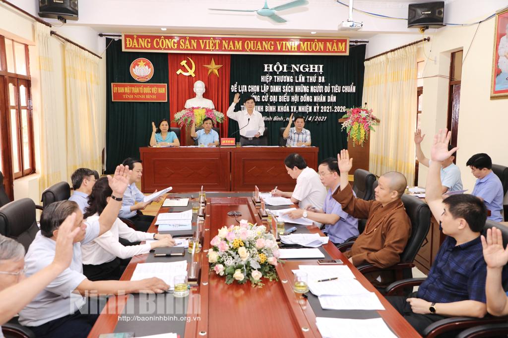 Hội nghị hiệp thương lần thứ ba lựa chọn, lập danh sách những người đủ tiêu chuẩn ứng cử đại biểu HĐND tỉnh khóa XV, nhiệm kỳ 2021-2025