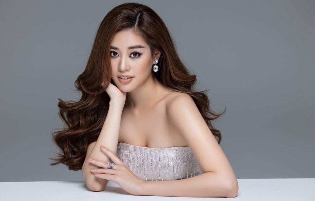 Câu chuyện 'bị quấy rối' của Khánh Vân lên trang chủ Miss Universe
