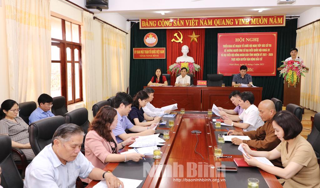 Triển khai kế hoạch tổ chức hội nghị tiếp xúc cử tri để những người ứng cử đại biểu Quốc hội khóa XV và đại biểu HĐND tỉnh, nhiệm kỳ 2021-2026 thực hiện quyền vận động bầu cử