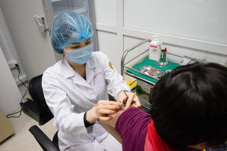 Hoàn tất thử nghiệm vaccine COVID-19 'made in VietNam' giai đoạn 2