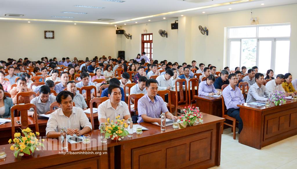 Hội Nông dân tỉnh quán triệt, triển khai Nghị quyết đại hội đảng các cấp