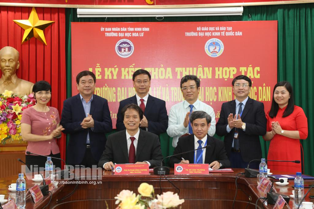 Lễ ký kết thỏa thuận hợp tác giữa Trường Đại học Hoa Lư và Trường Đại học Kinh tế Quốc dân