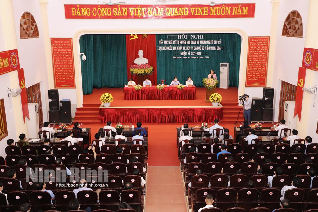 Ứng cử viên đại biểu Quốc hội khóa XV và đại biểu HĐND tỉnh nhiệm kỳ 2021- 2026 tiếp xúc cử tri