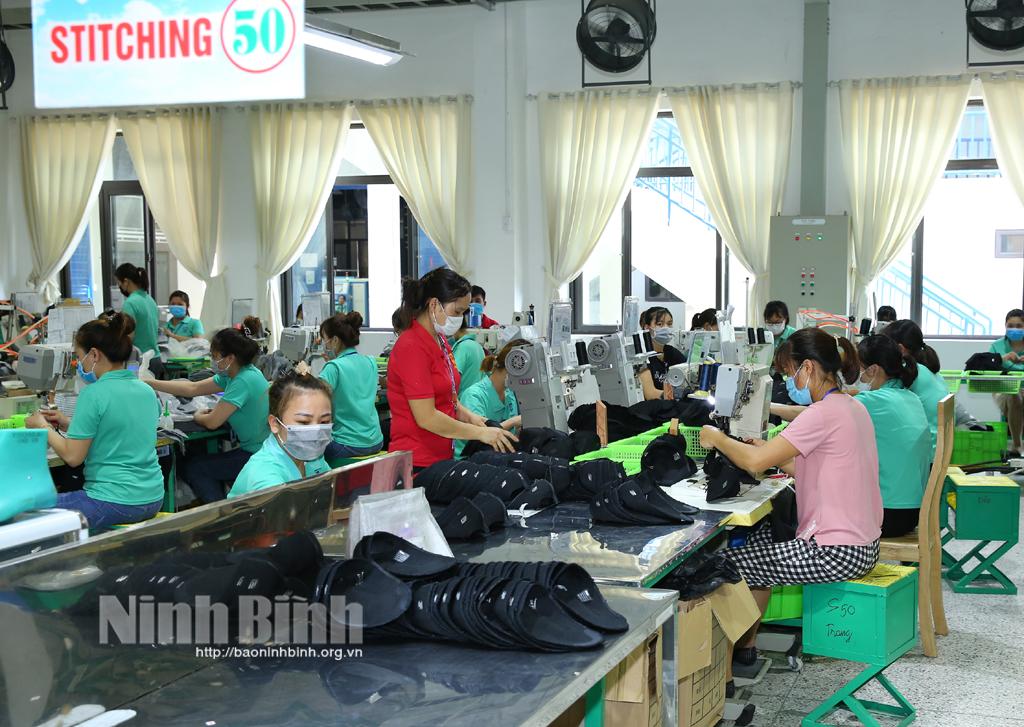 Doanh nghiệp tự bảo vệ, nâng cao mức phòng dịch COVID-19