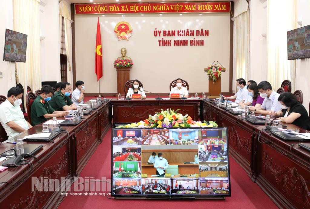 Hội nghị trực tuyến toàn quốc về các biện pháp cấp bách phòng chống dịch COVID-19