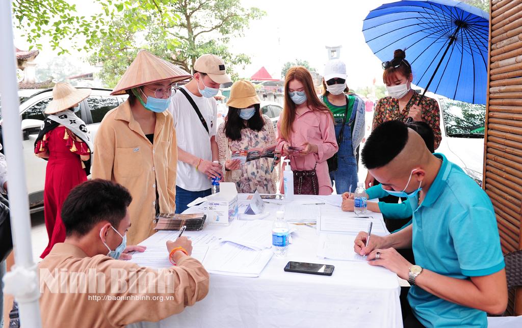 Ninh Bình đón khách an toàn, chu đáo trong kỳ nghỉ lễ