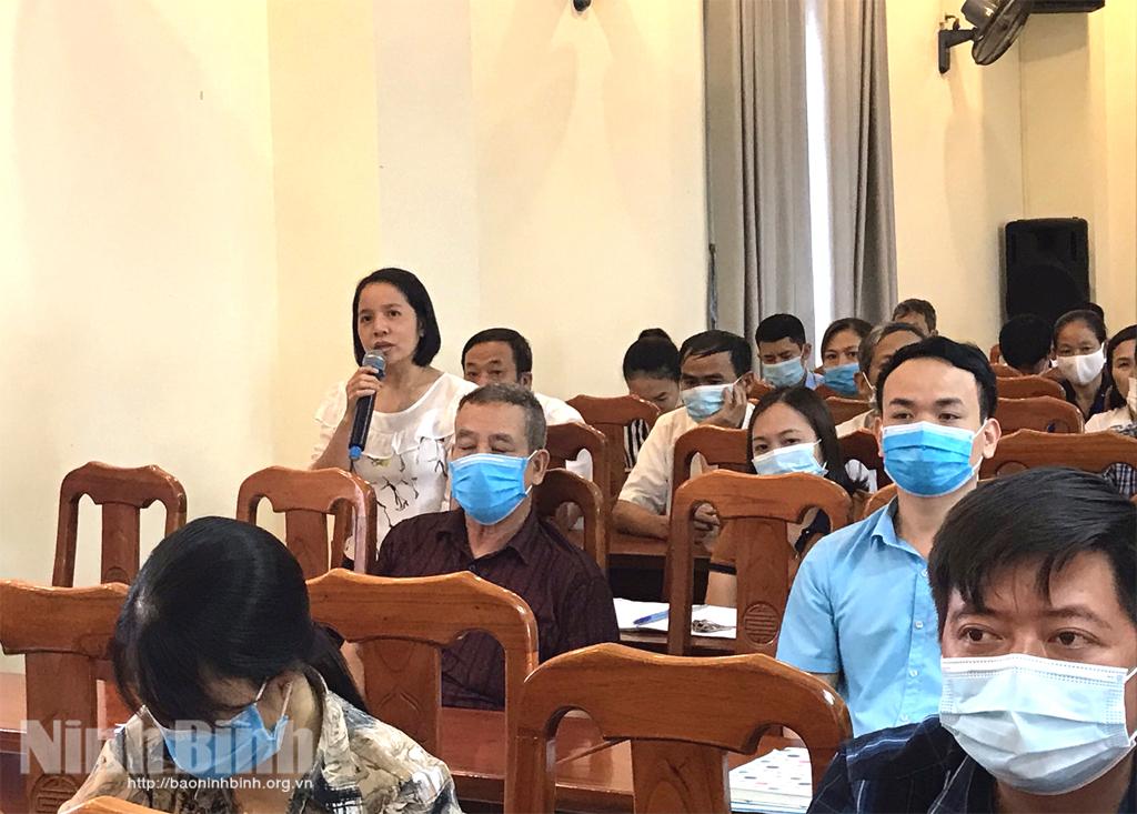 Thường trực Hội Nông dân tỉnh đối thoại với cán bộ, hội viên nông dân