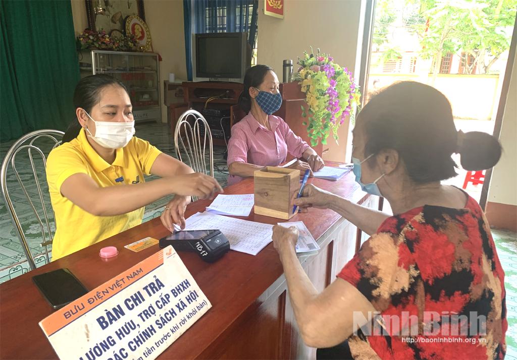 Thực hiện chi trả 2 tháng lương phòng tránh dịch COVID-19