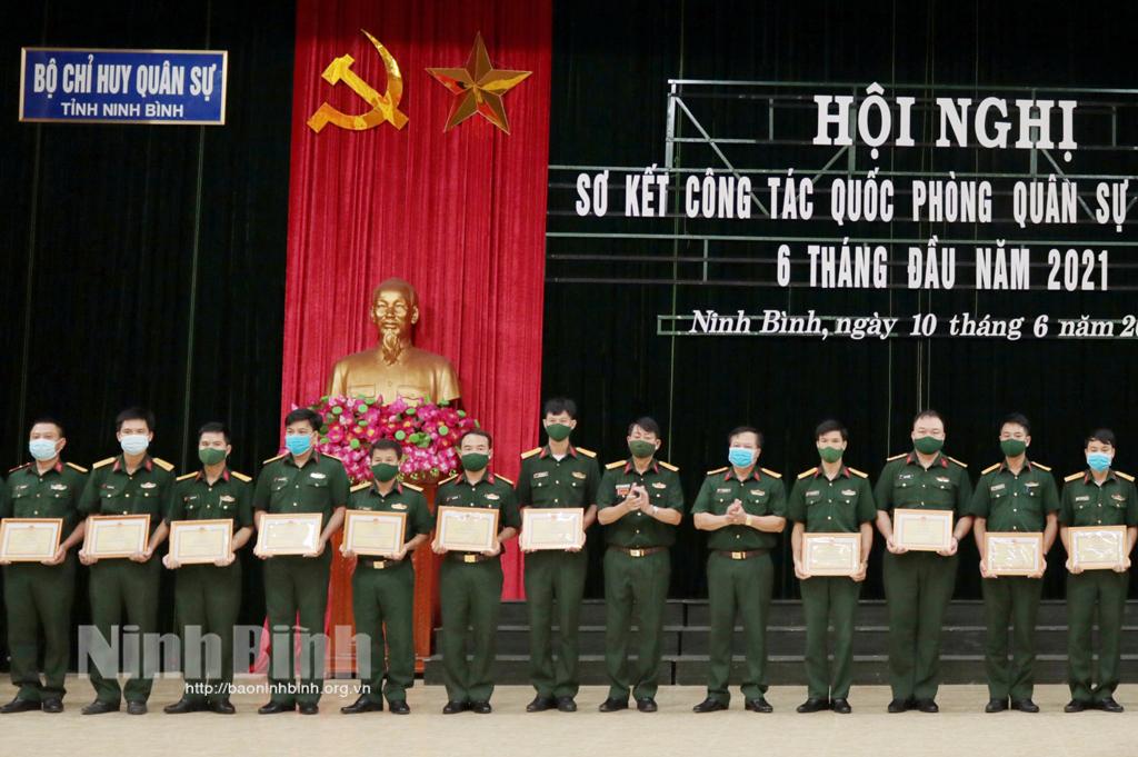 Sơ kết công tác quốc phòng, quân sự địa phương