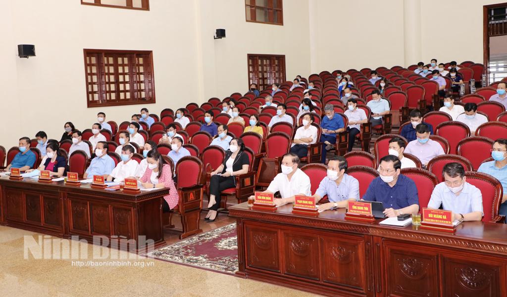 Nghiên cứu, học tập chuyên đề toàn khóa về "Học tập và làm theo tư tưởng, đạo đức, phong cách Hồ Chí Minh" nhiệm kỳ Đại hội XIII của Đảng- Chuyên đề năm 2021