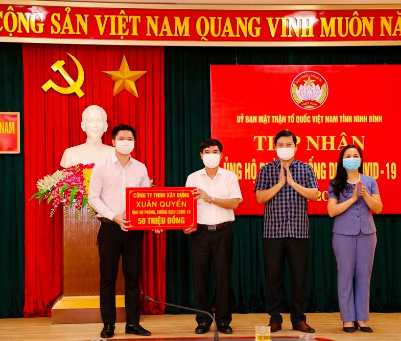 Gần 40 tỷ đồng ủng hộ phòng chống dịch COVID-19