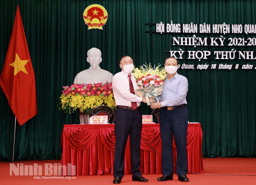 HĐND huyện Nho Quan khóa X, nhiệm kỳ 2021-2026 tổ chức kỳ họp thứ nhất